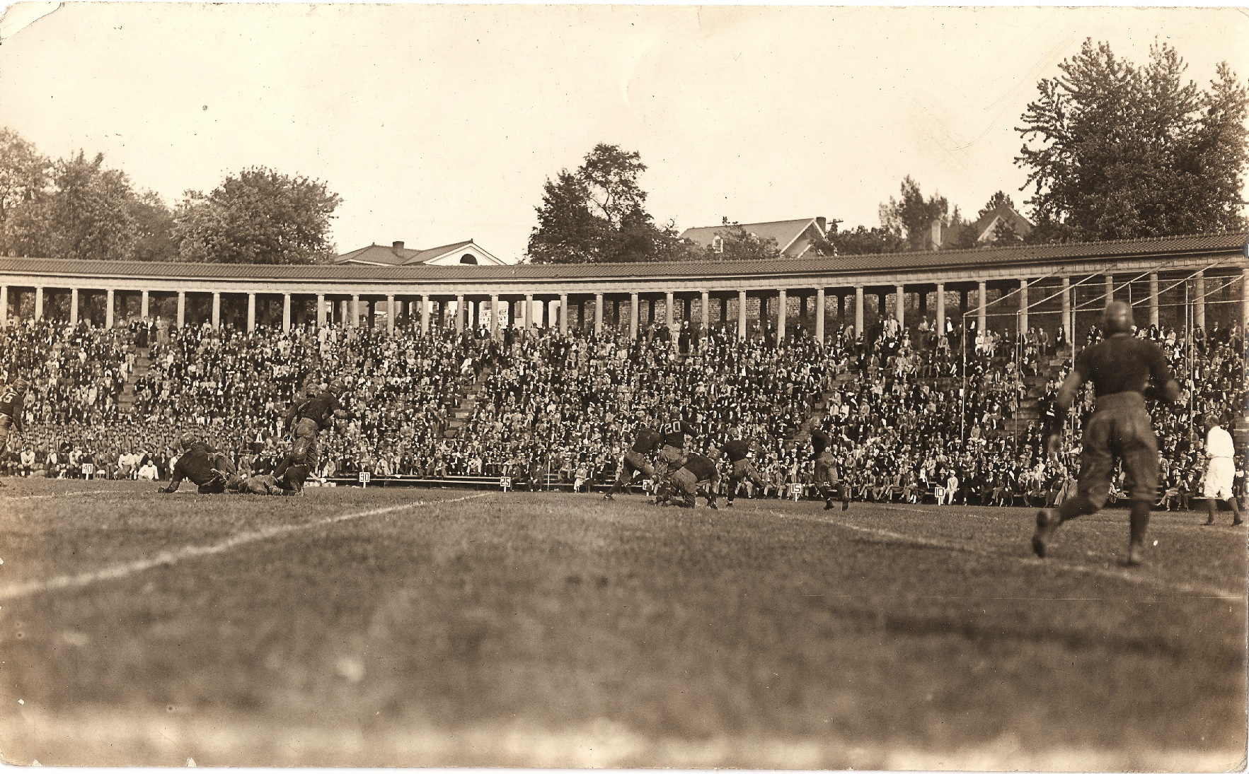 1913 football game in front of the Lambeth Colonnades