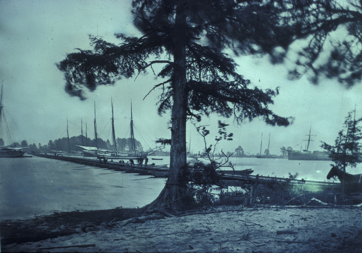 Union Army's pontoon bridge, black and white image