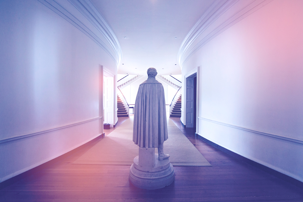 Thomas Jefferson statue in a hallway