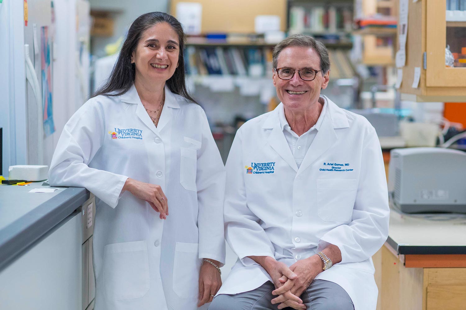 ﻿﻿Dr. Maria Luisa S. Sequeira-Lopez, left, and Dr. R. Ariel Gomez (Photo by Sanjay Suchak, University Communications)