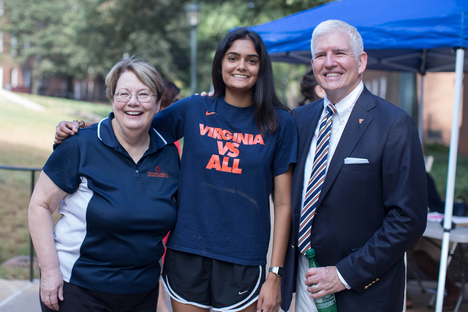 UVA Dean of Students Allen Groves and President Teresa A. Sullivan greeted students and their families as they arrived on Grounds to move into their residence halls.