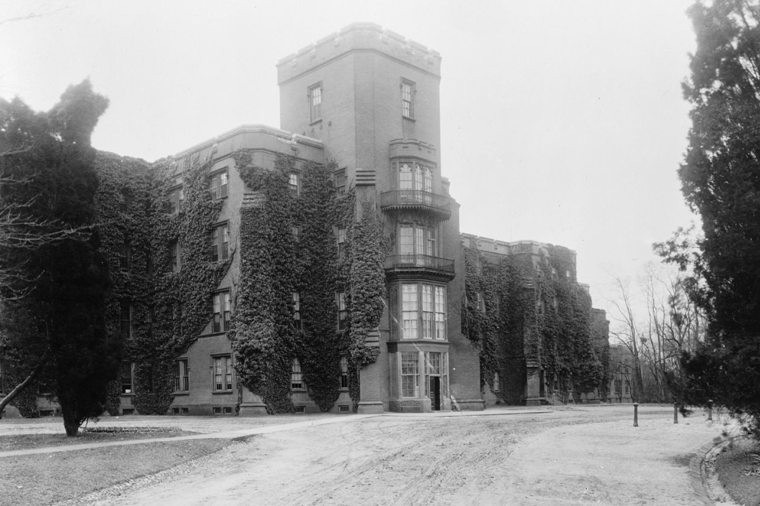 St. Elizabeths, opened in 1855, was designed to take full advantage of its natural surroundings. 