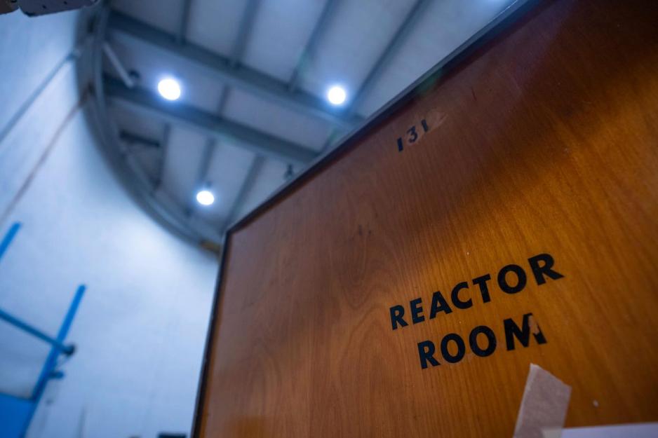 Door that reads Reactor room