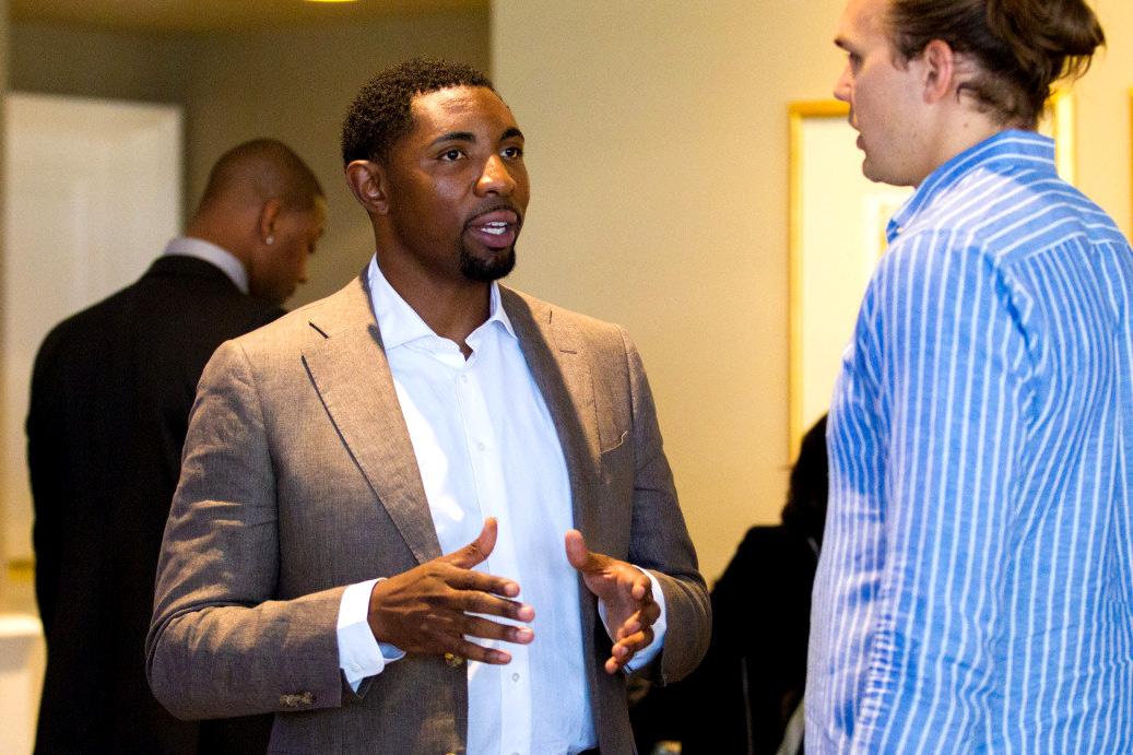 Former UVA basketball star Roger Mason Jr. thought he might be headed for a career in an NBA front office, but working for the players’ union became his “dream job,” he said. (Photo courtesy UVA Athletics) Former UVA basketball star Roger Mason Jr. thought he might be headed for a career in an NBA front office, but working for the players’ union became his “dream job,” he said. (Photo courtesy UVA Athletics)