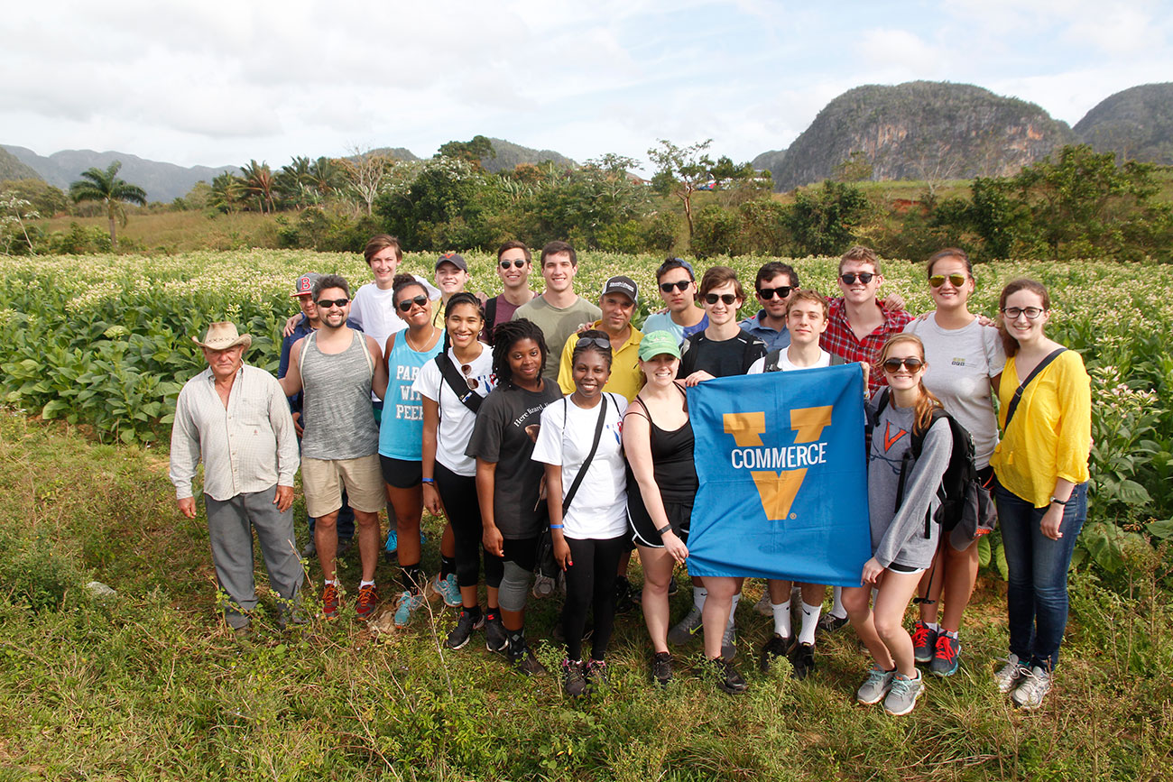 Students met with Cuban farmers and toured some of the country’s organic farms. (Photo courtesy of Mark White)