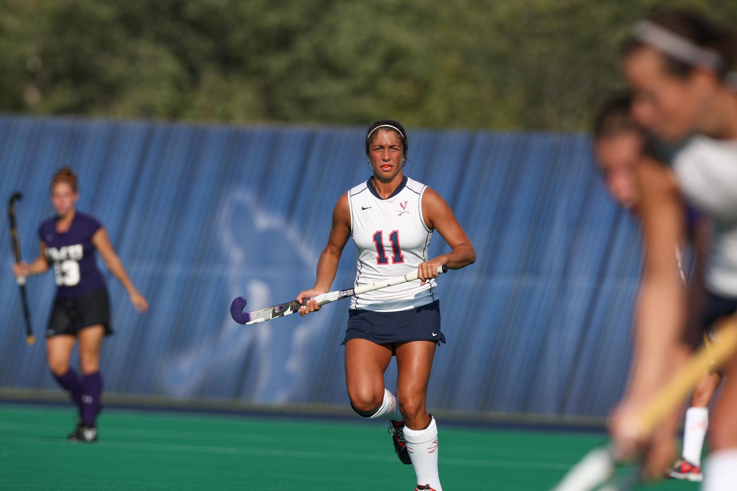 Phoebe Willis playing field hockey during a game