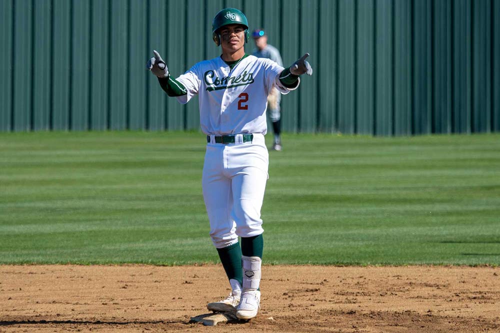Isaiah Swann on baseball base