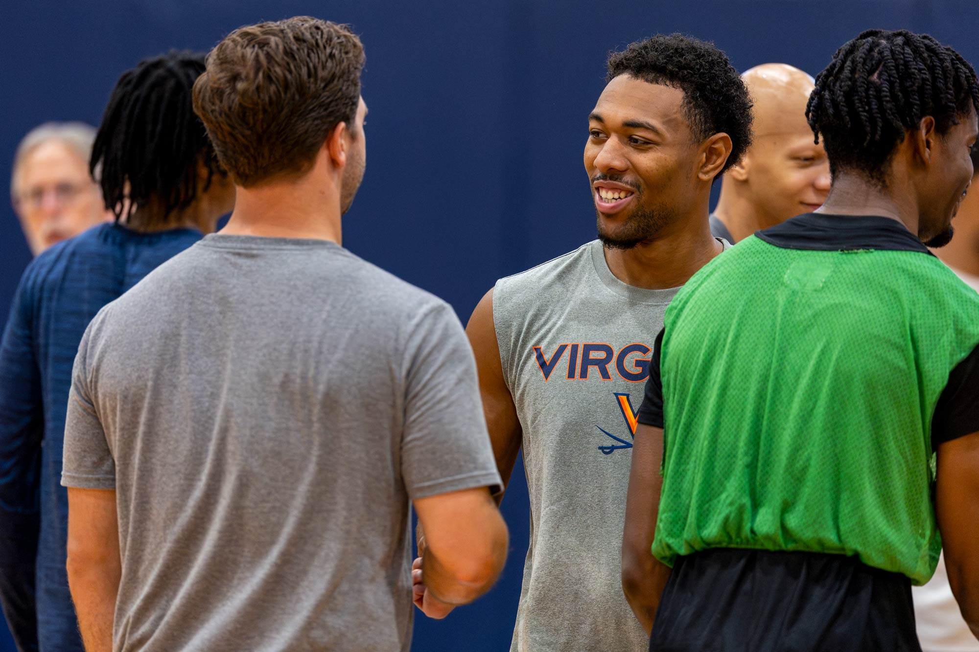 Malik Thomas meeting new teammates