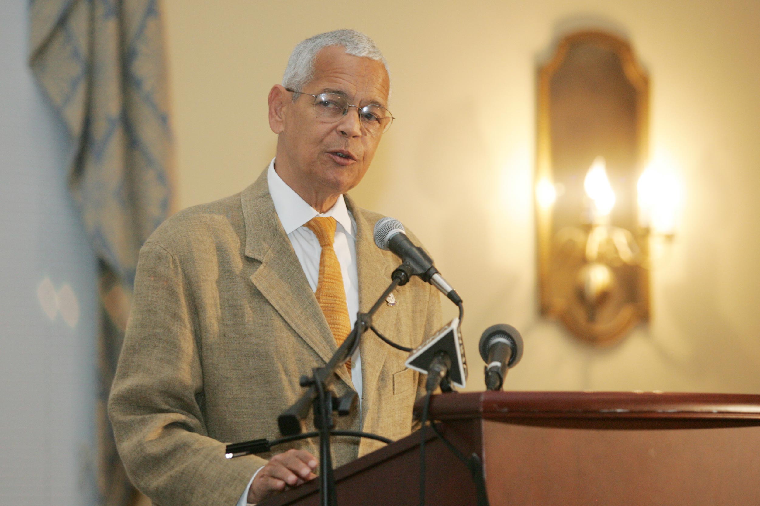 Julian Bond giving a speech at a podium