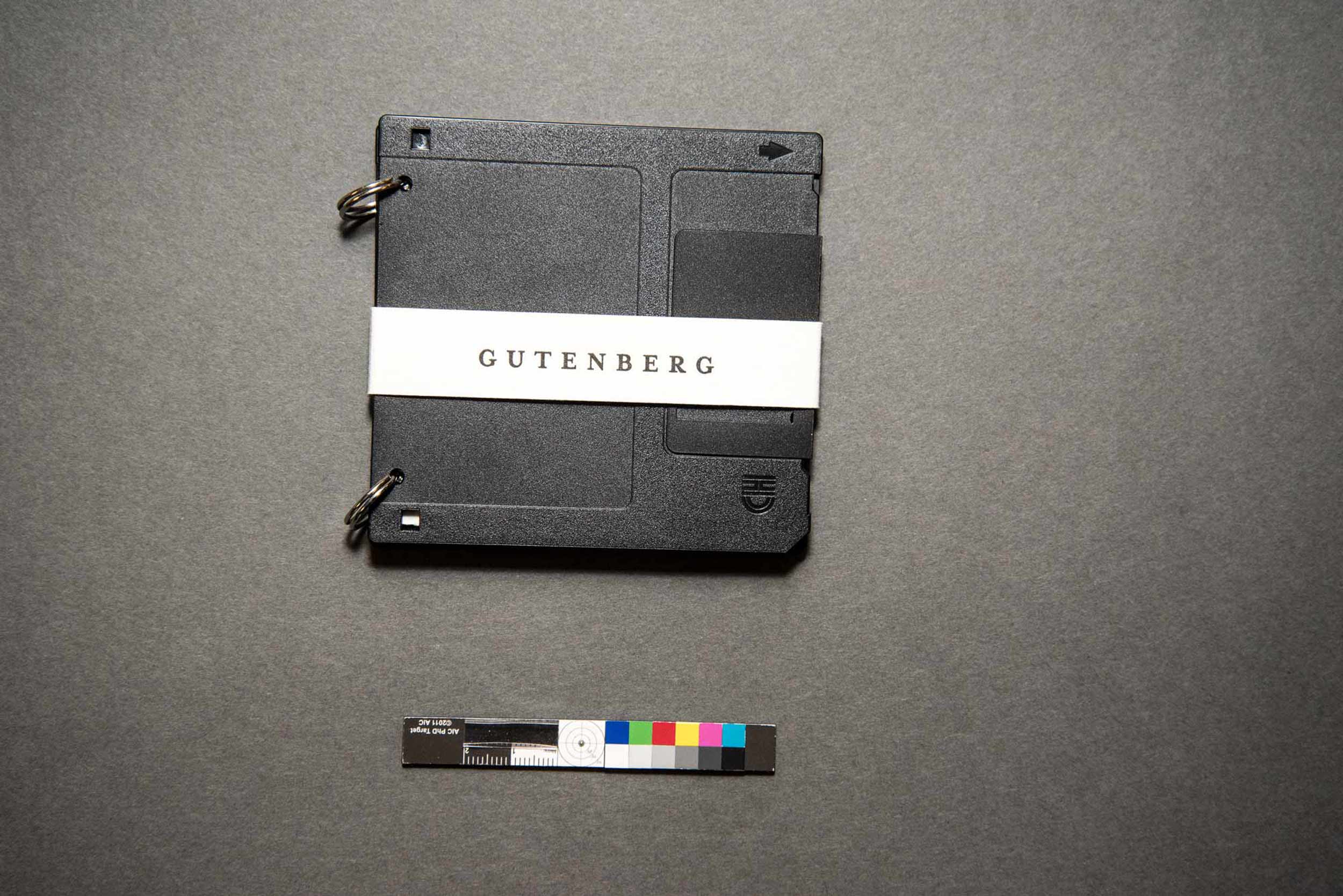 Floppy disk shaped book labeled Gutenberg 