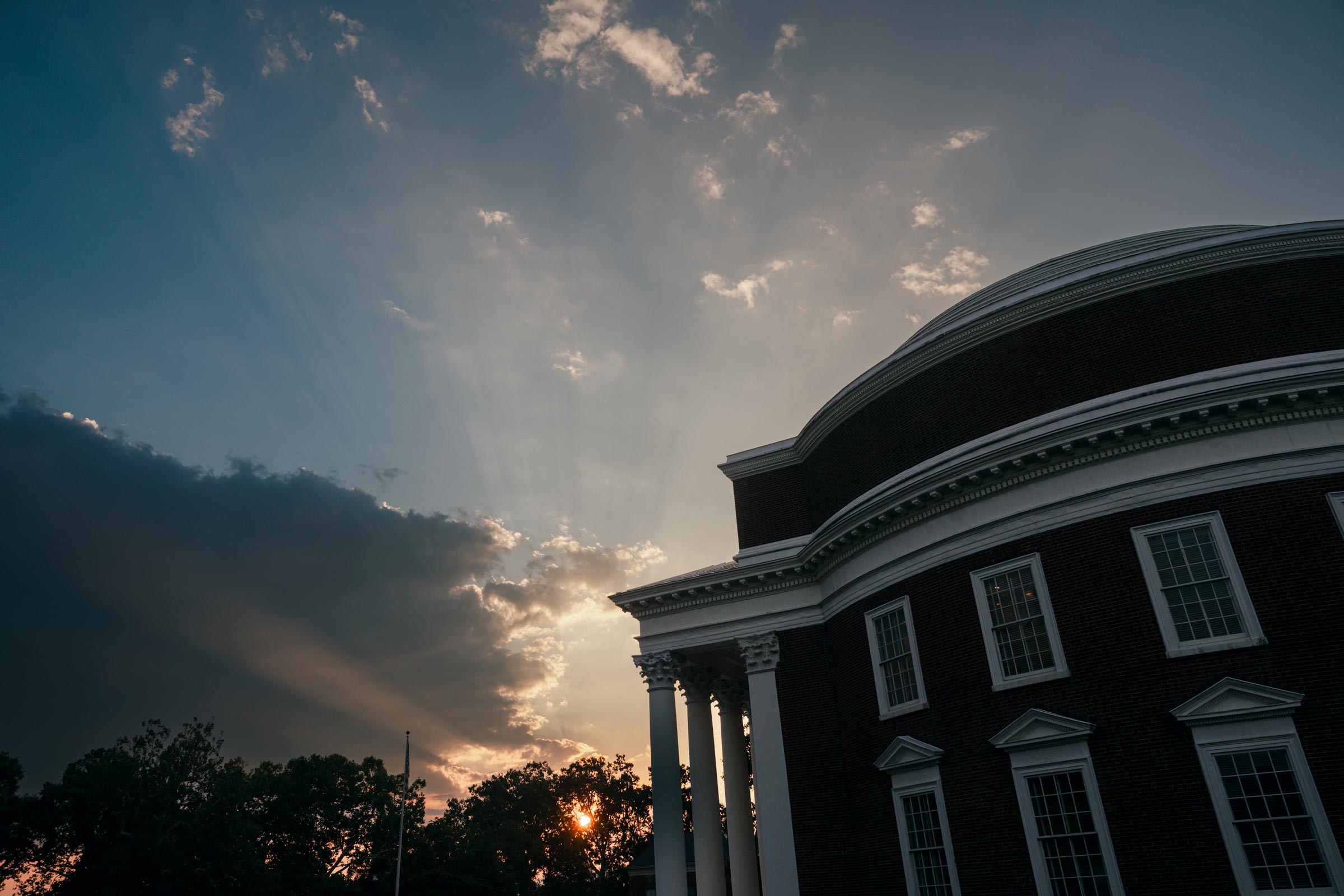 Angle view of the Rotunda at dawn.