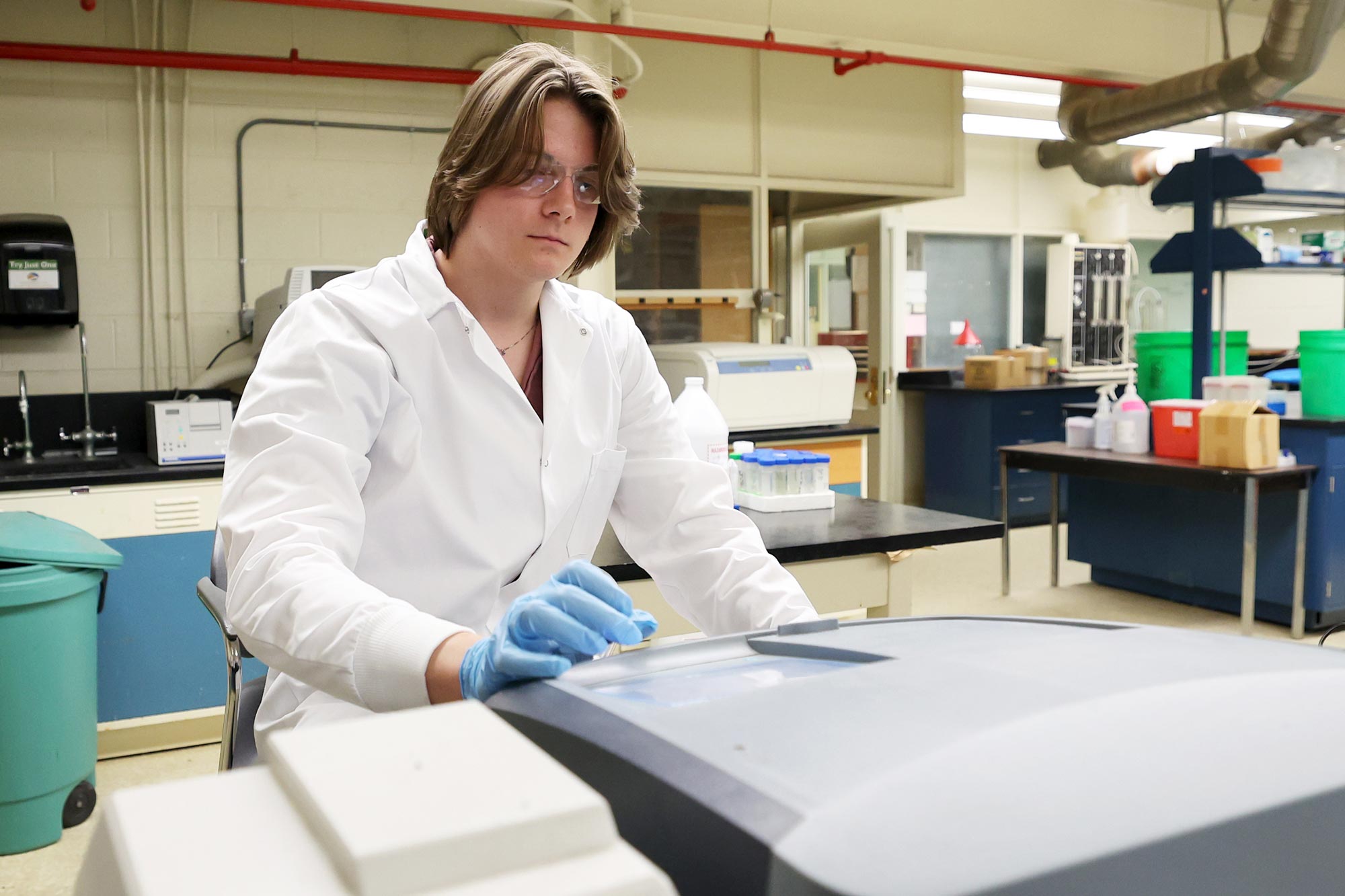 Andrew Balch working in a lab