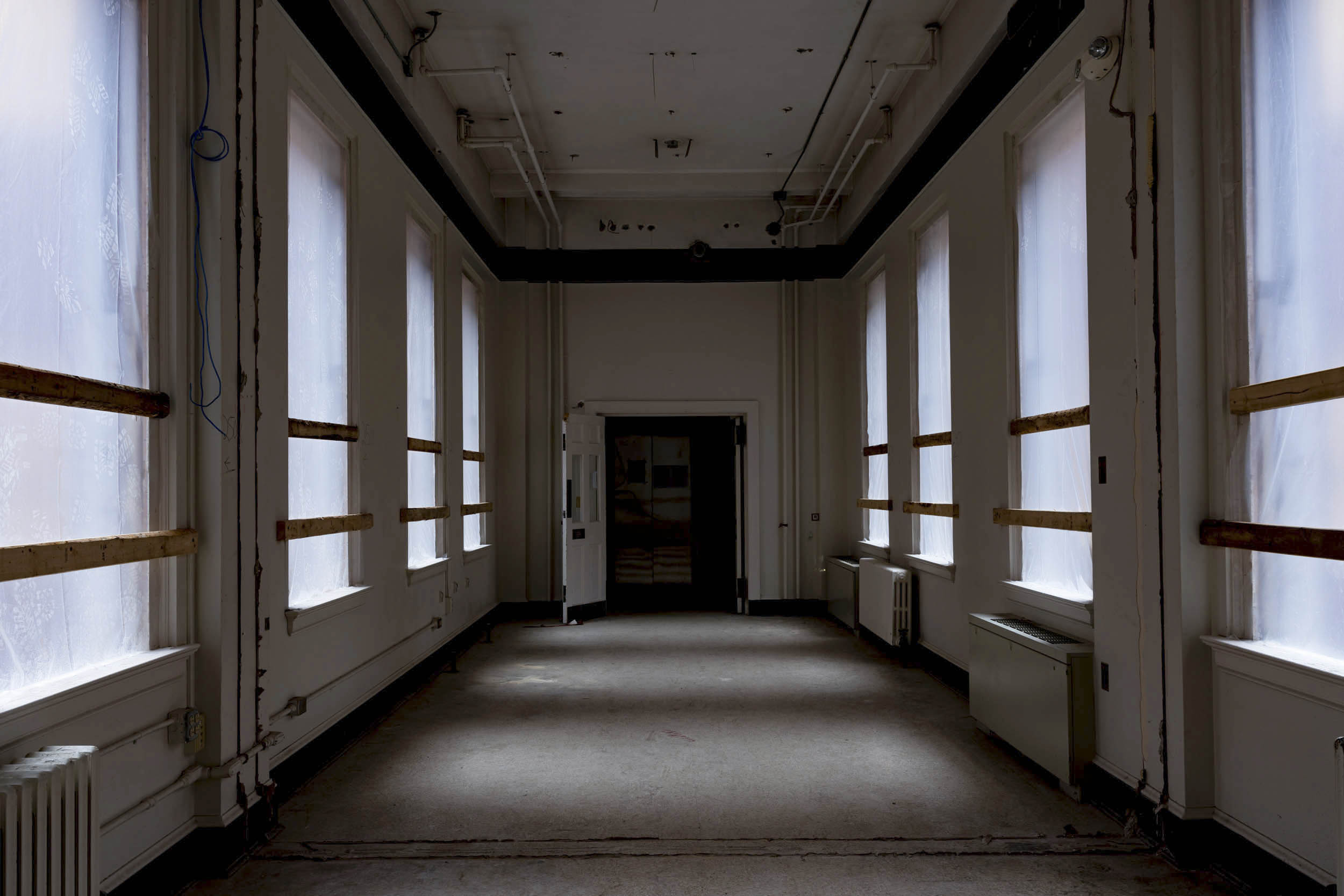 Empty hallway of Alderman library