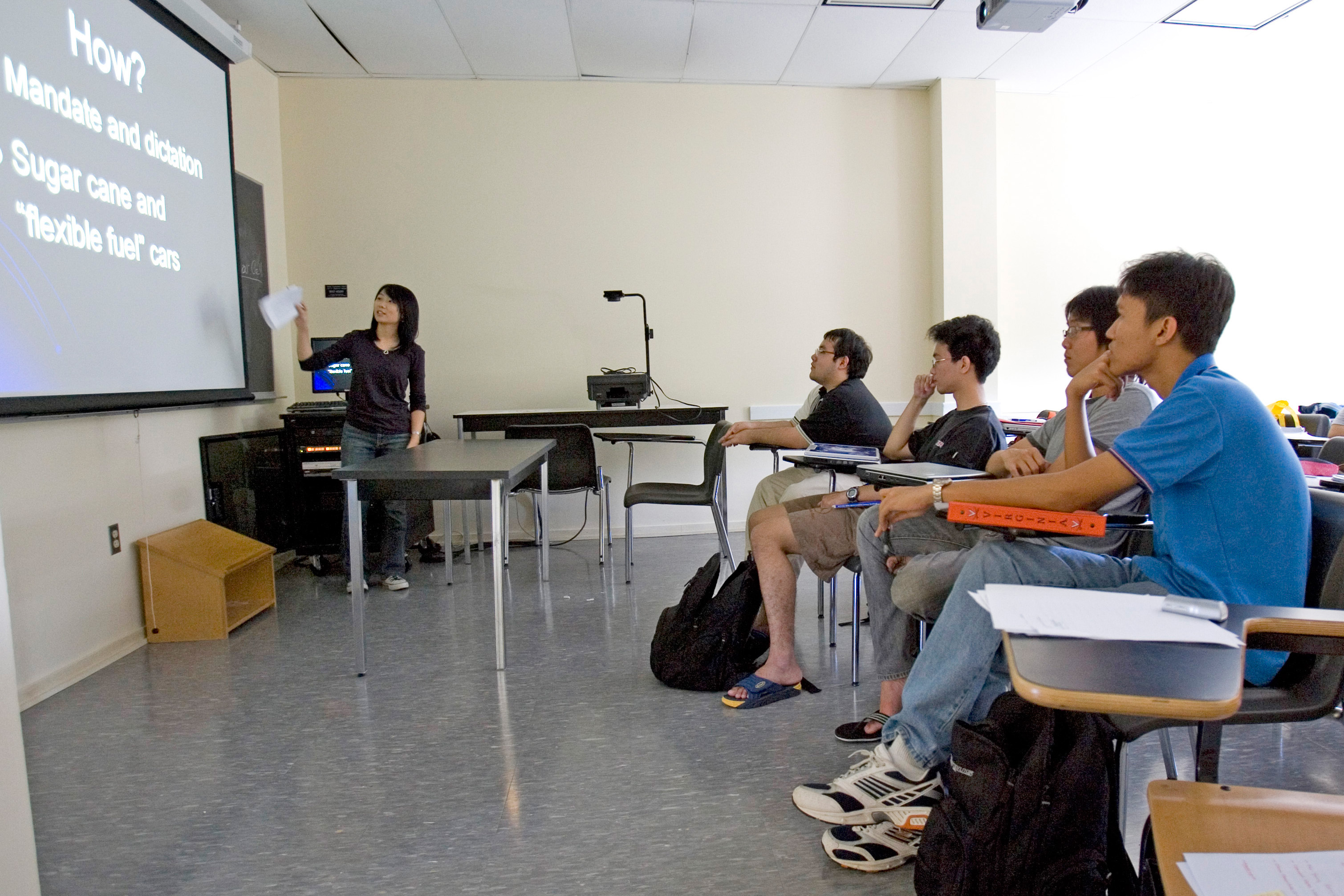 Woman giving a presentation to a class
