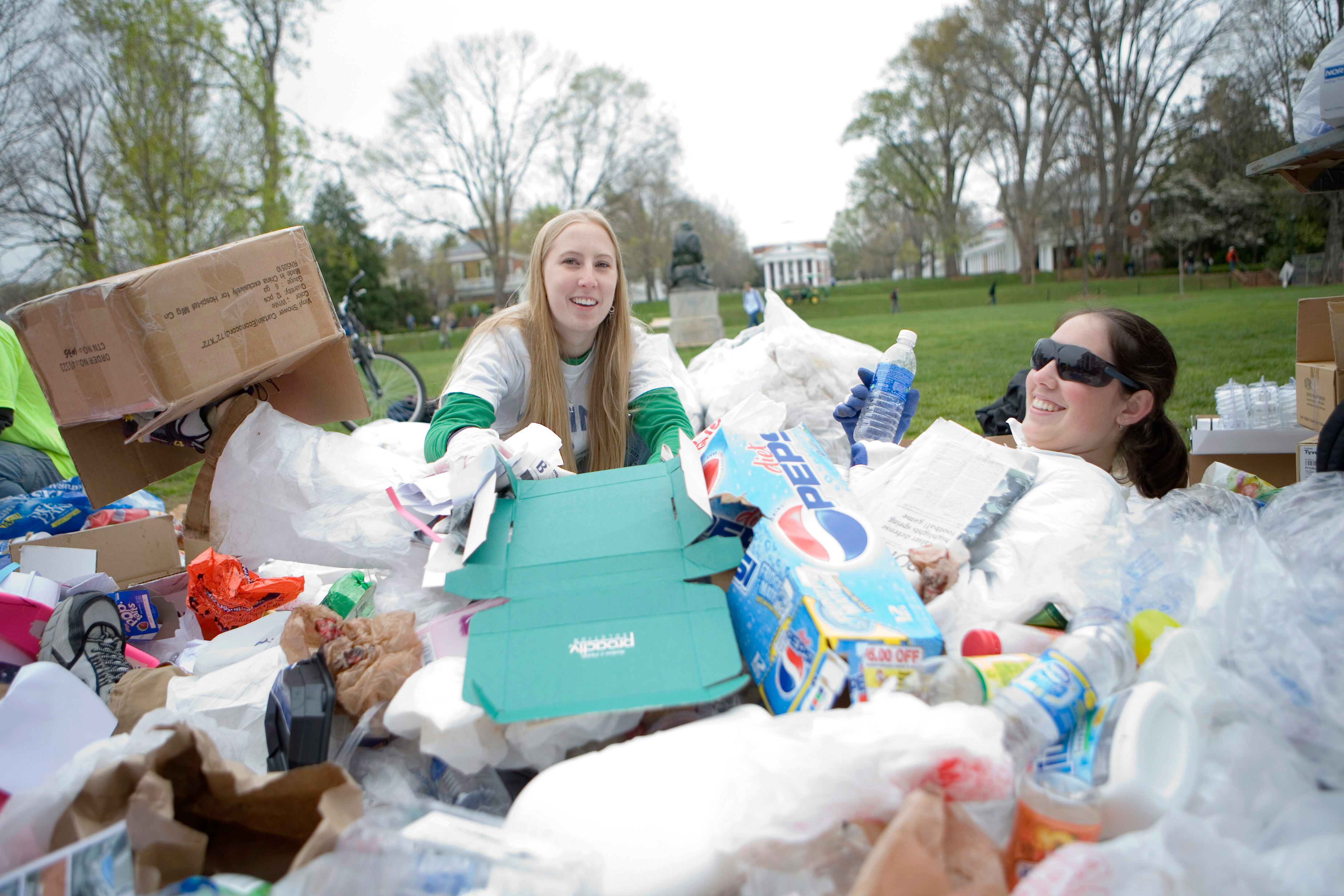 UVA Students collecting recyclables 
