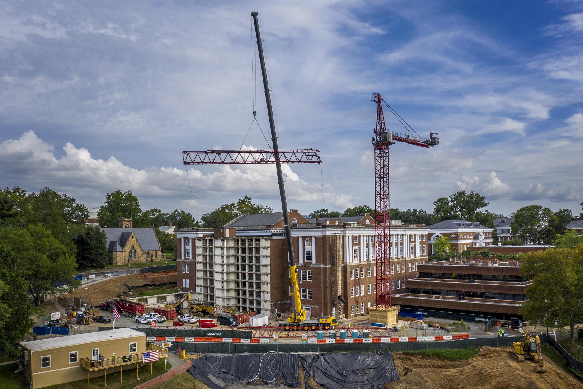 Active construction of the Alderman Library