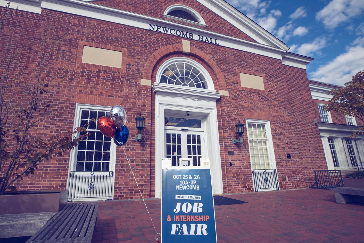 Job and Internship fiar sign outside of Newcomb Hall