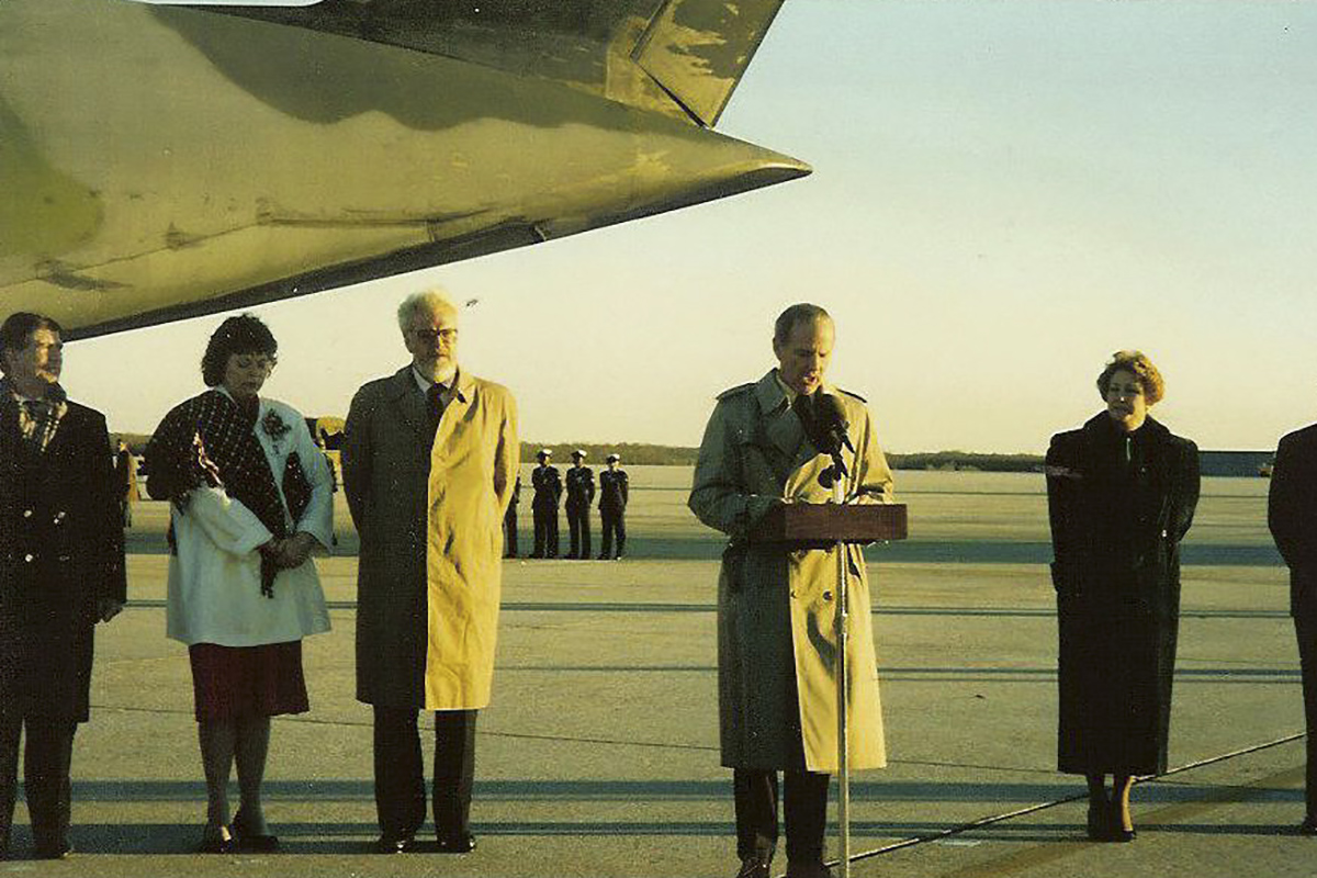 James Baker speaking on the Tarmac of Andrews Air Force Base