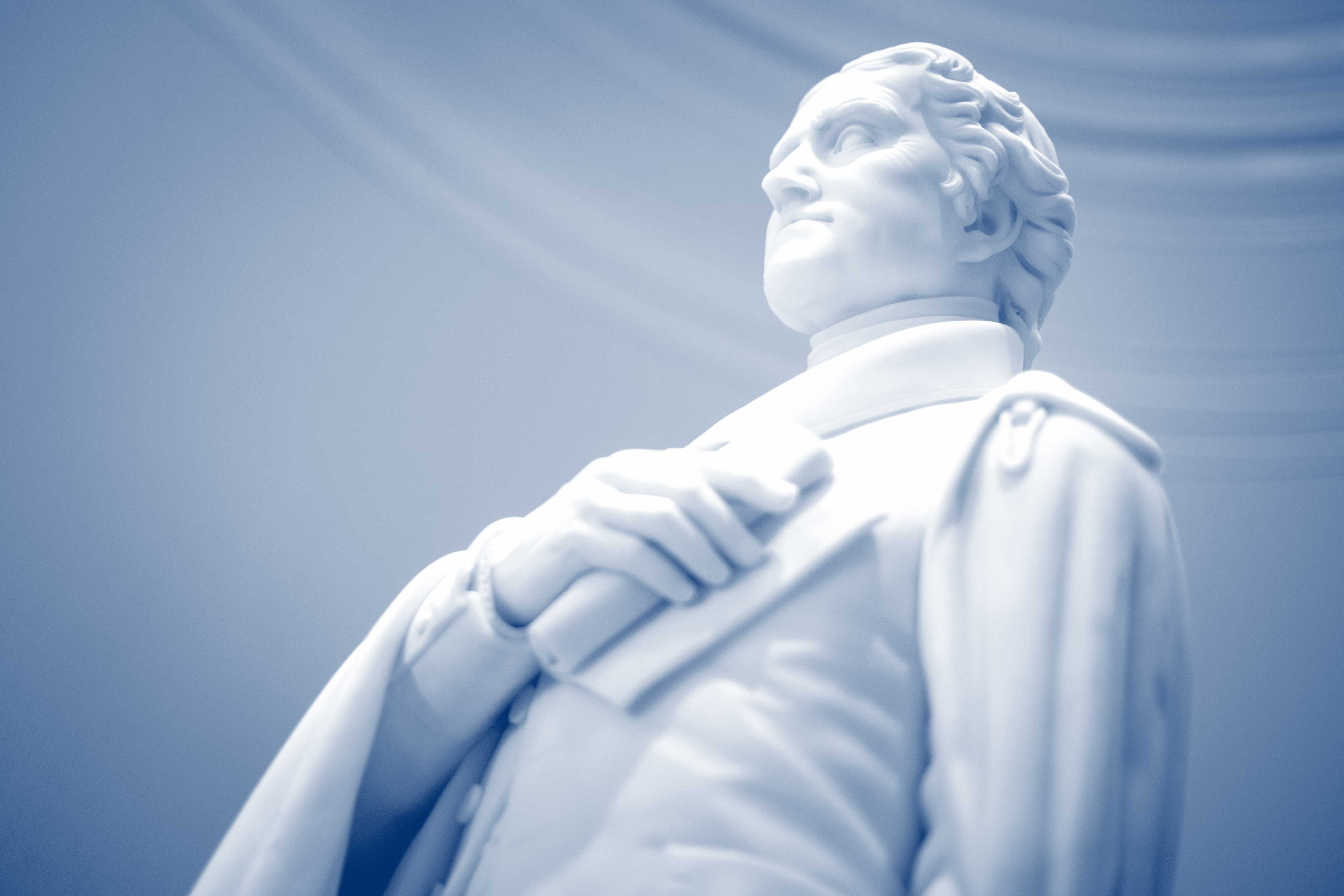 White Thomas Jefferson statue