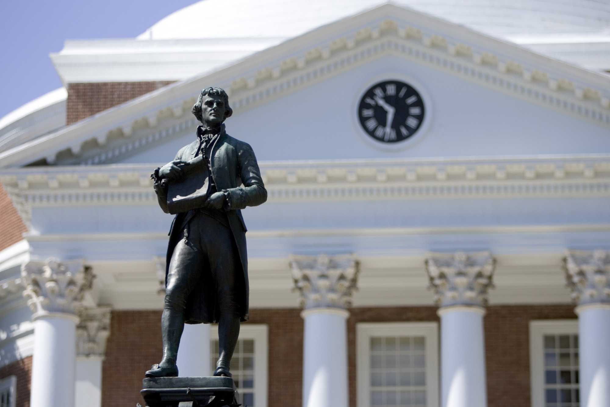 Thomas Jefferson Statue in front of the Rotunda