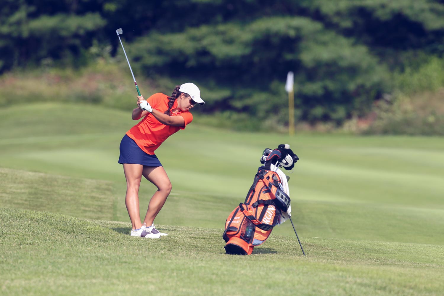  Lauren Greenlief golfing