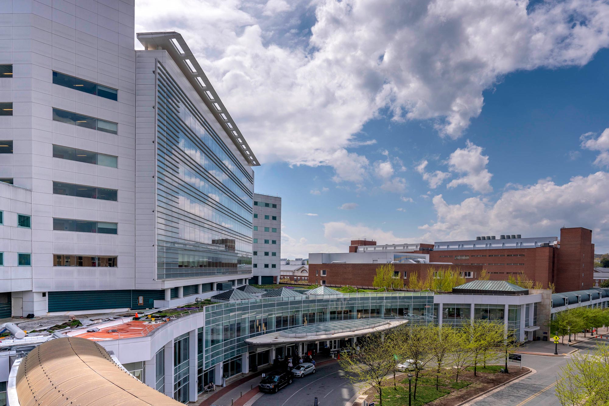 Aerial view of the hospital from the parking deck