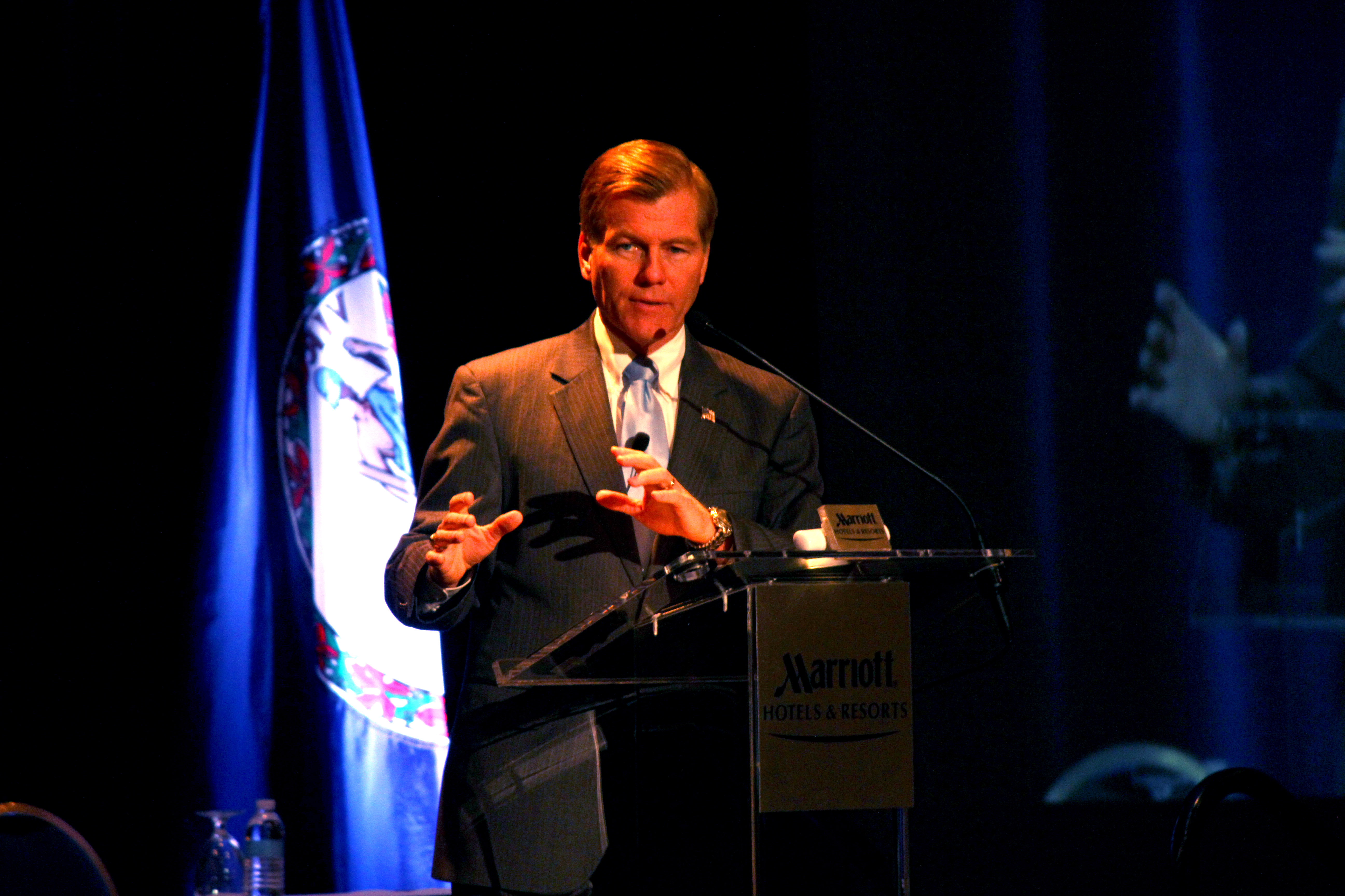 Gov. Robert F. McDonnell speaking to a crowd from a podium