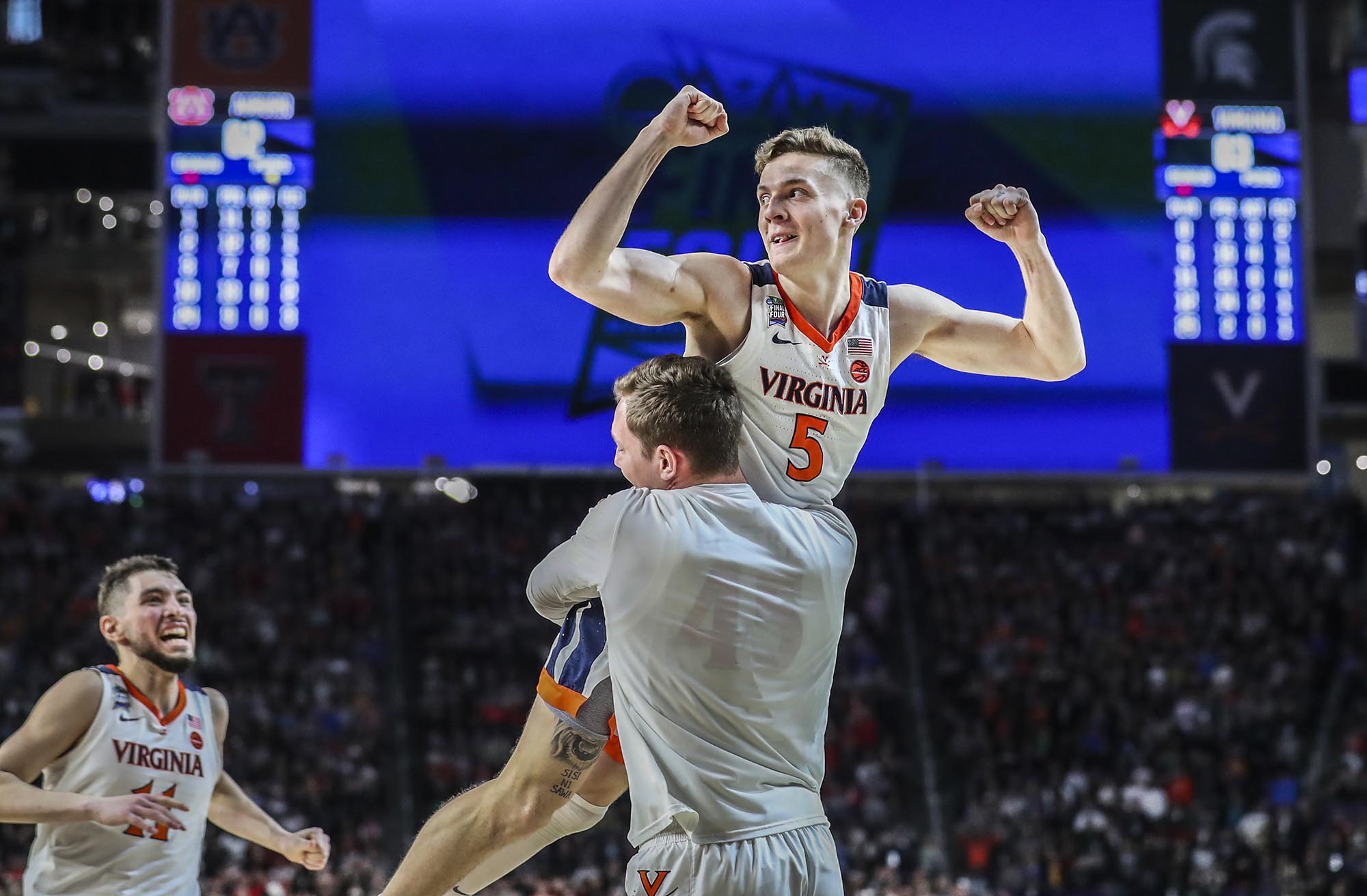 Kyle Guy becomes the 3rd member of UVA's 2016 class to declare for the NBA  Draft 