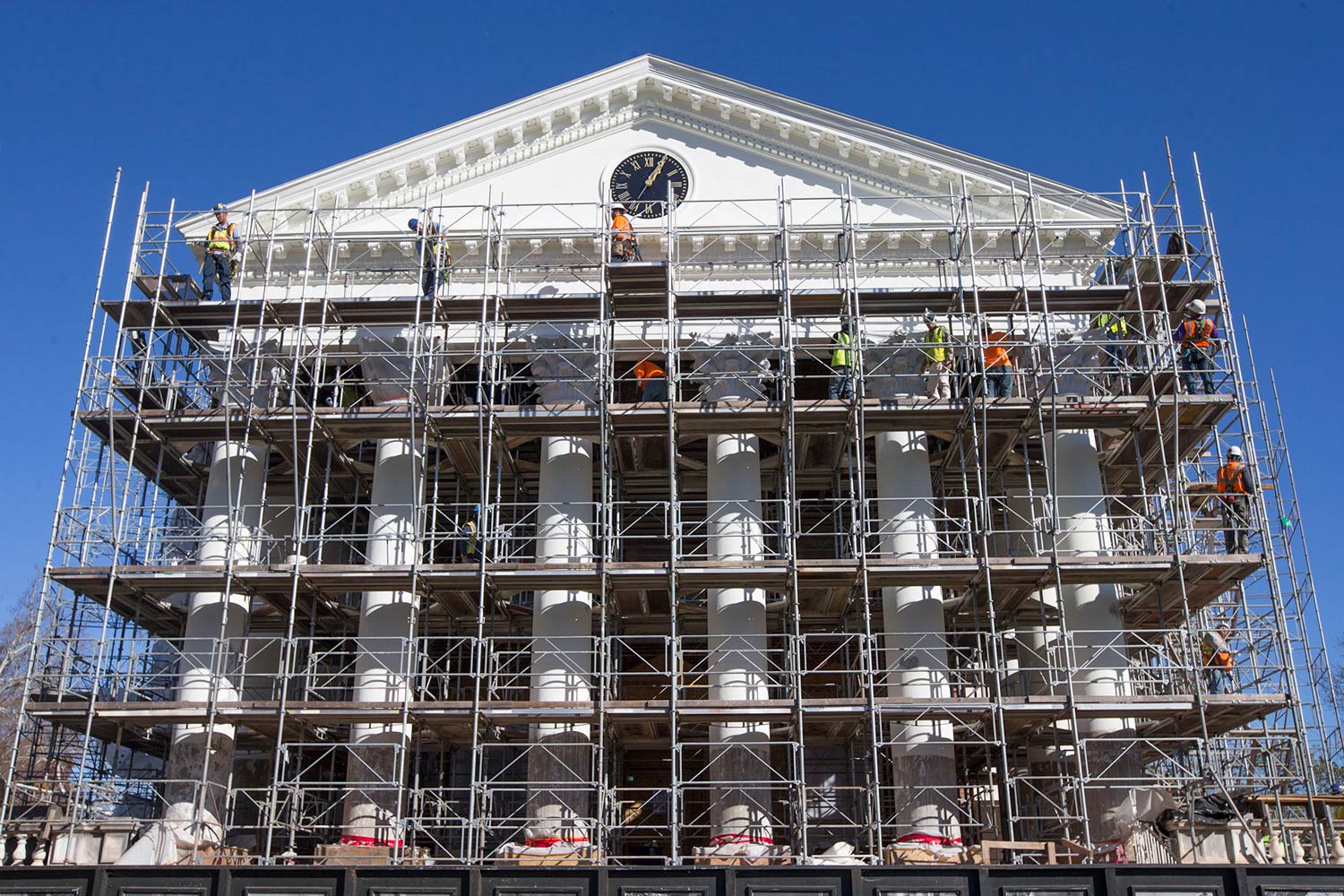 Scaffolding surronds the Rotunda