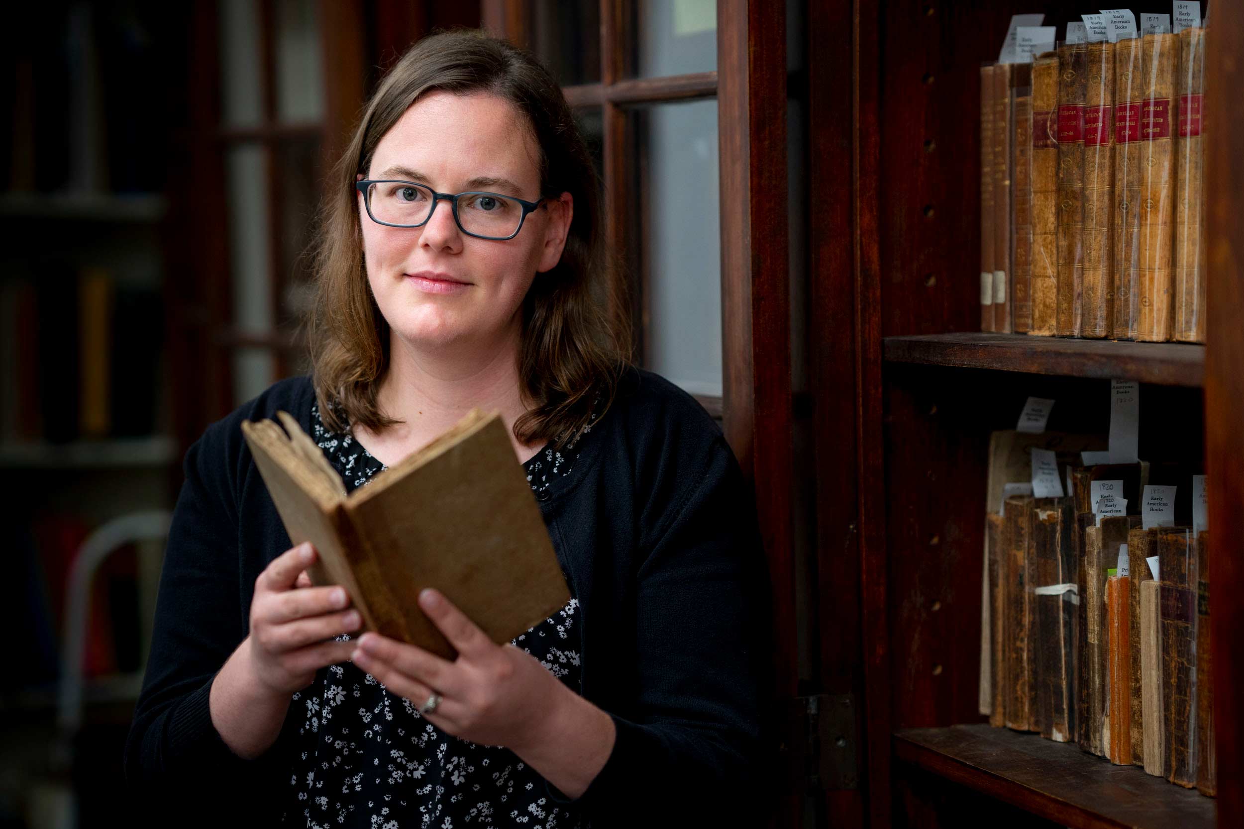 Librarian Collene Barret headshot