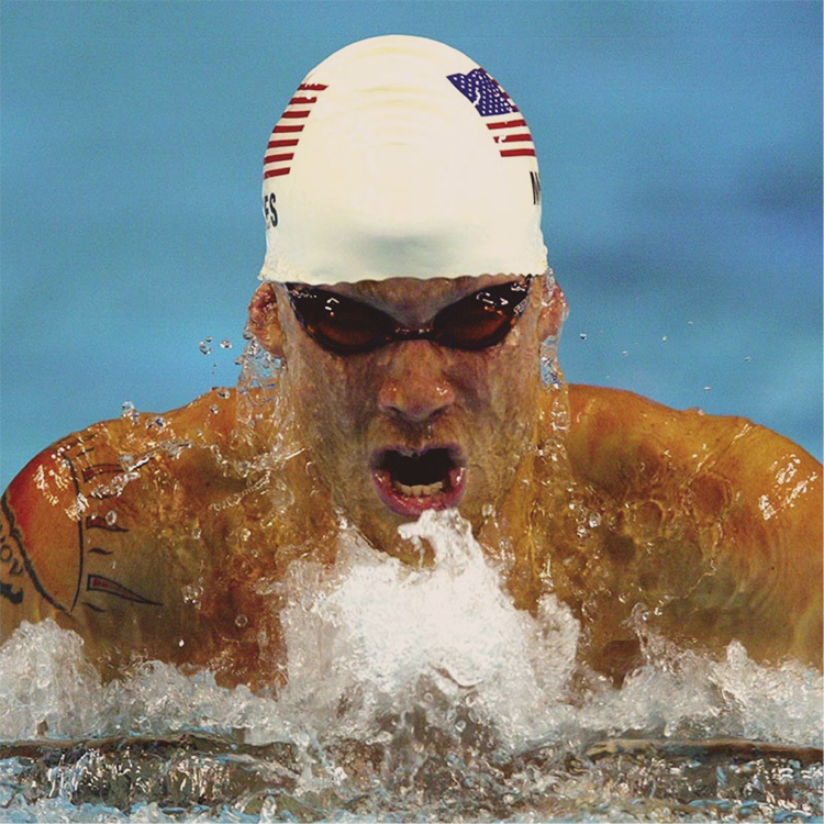 Ed Moses swimming during an olympic race