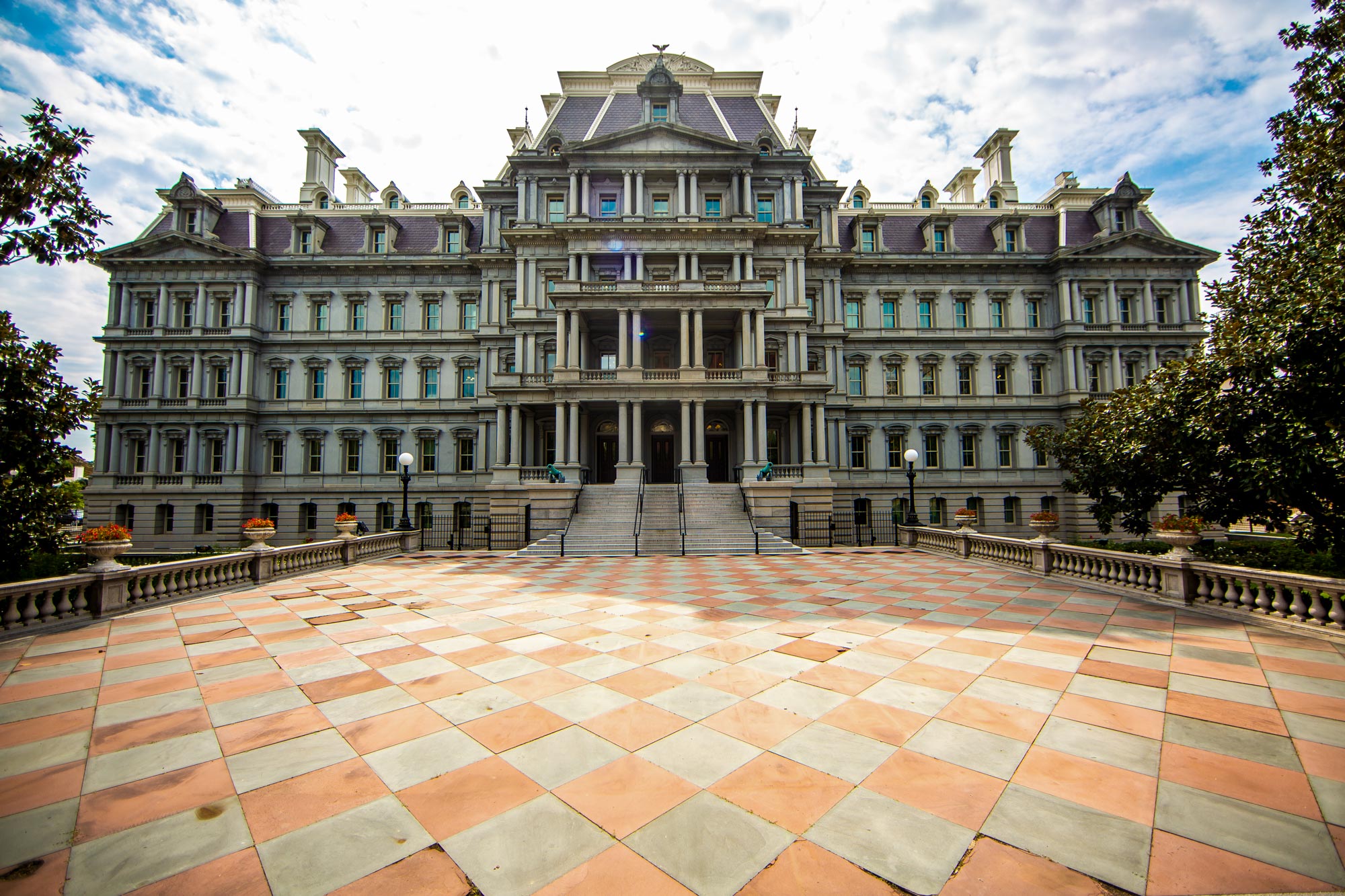 Entrance of the 5 story Eisenhower Executive Office Building