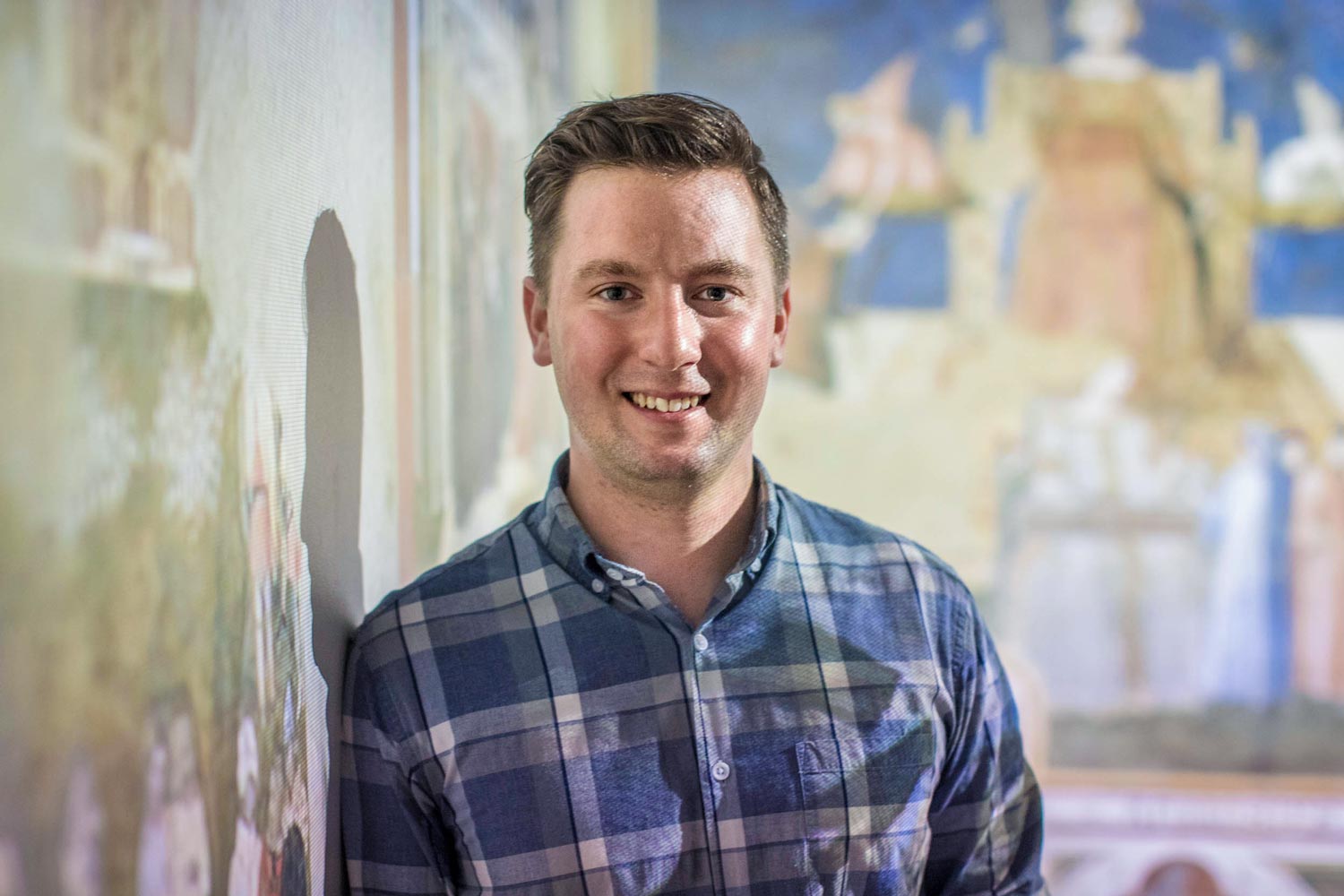 Graduate student Eric Hupe spent the summer weaving virtual reality and 3D imaging technology into his Italian Renaissance Art and Culture class. 