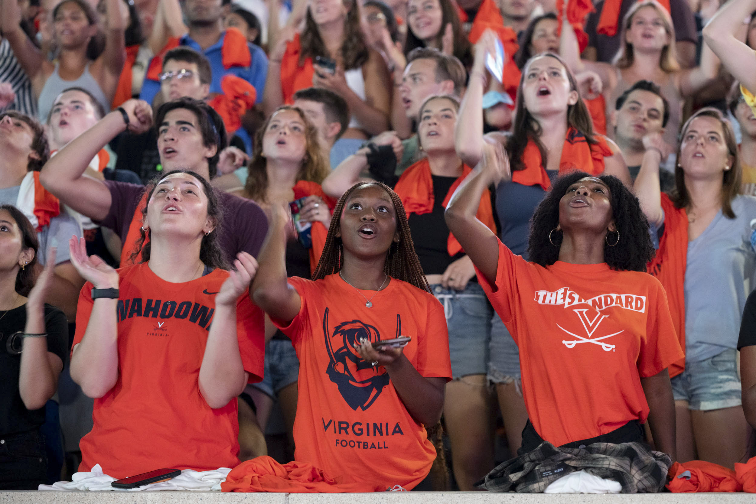 UVA Fans chanting during a fourth side rally