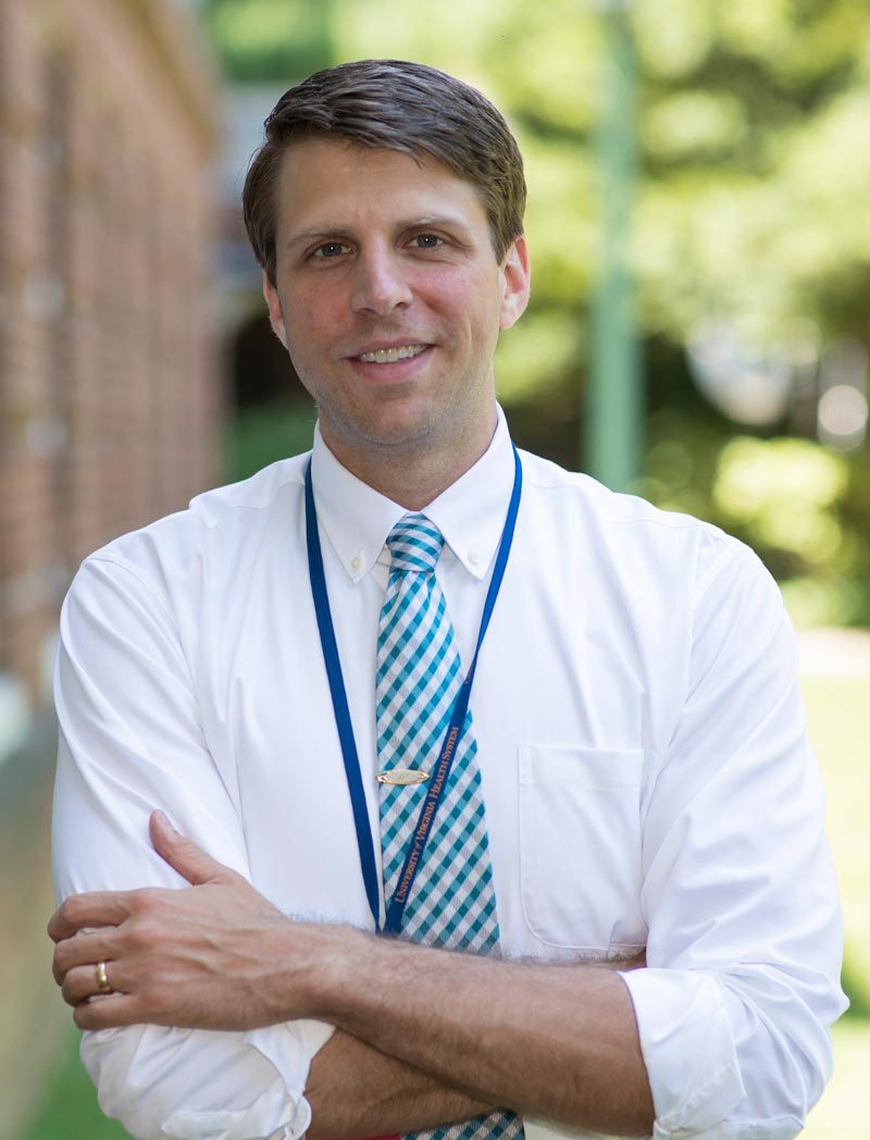 Dr. Joseph Wiencek headshot