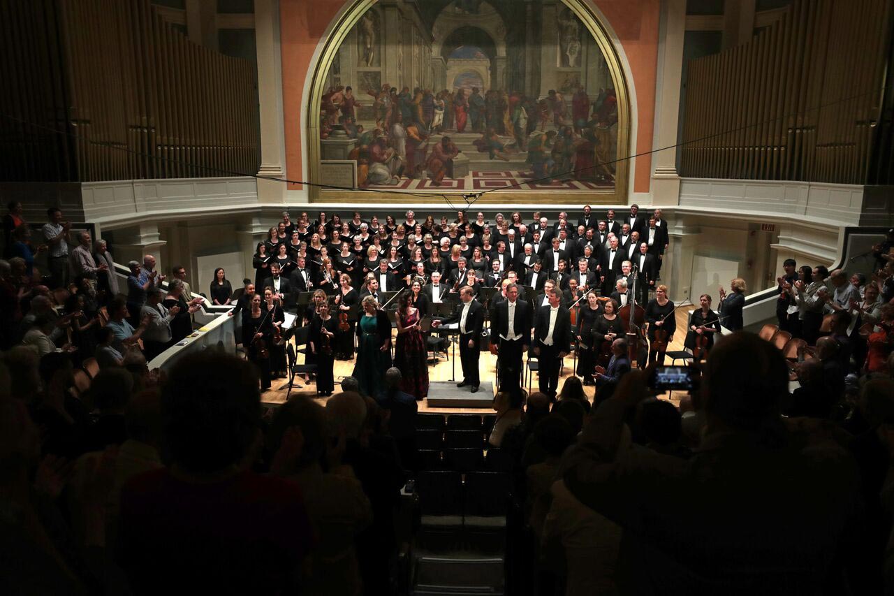 The Oratorio Society of Virginia performing on stage