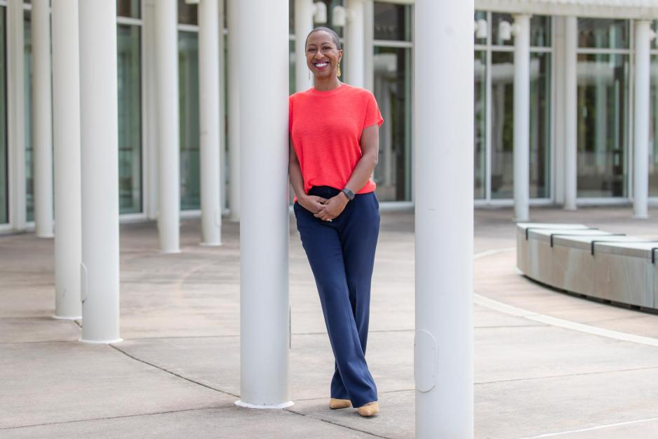 Portrait of Professor Justene Hill Edwards