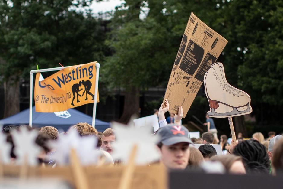 Thousands of students cover the lawn as they look at the booths of clubs and organizations they can join