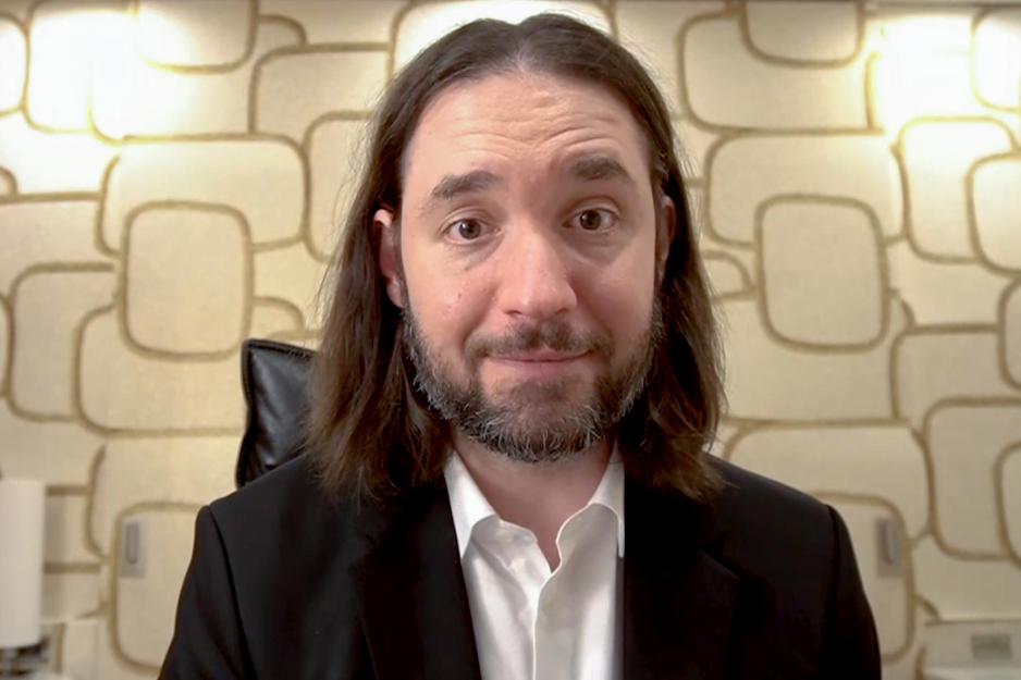 Alexis Ohanian headshot from graduation speech