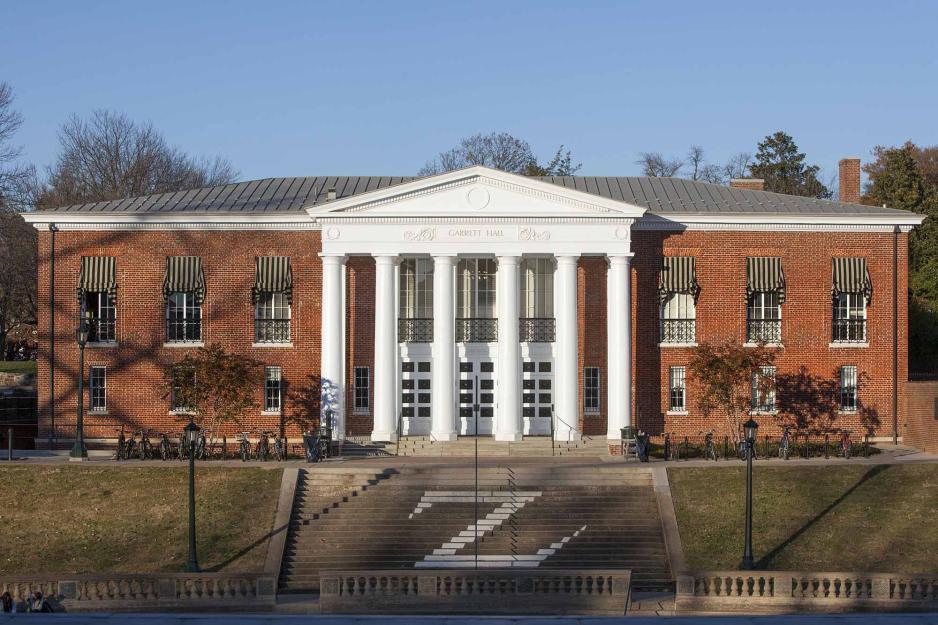 Entrace to the Frank Batten School of Leadership and Public Policy with the Z on the steps leading to the entrance way
