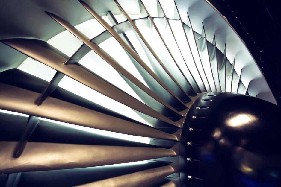 up close picture of a an airplane engine