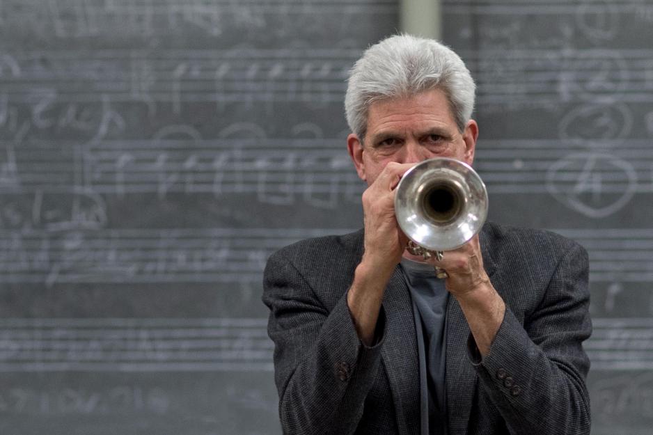 John D’earth playing the trumpet