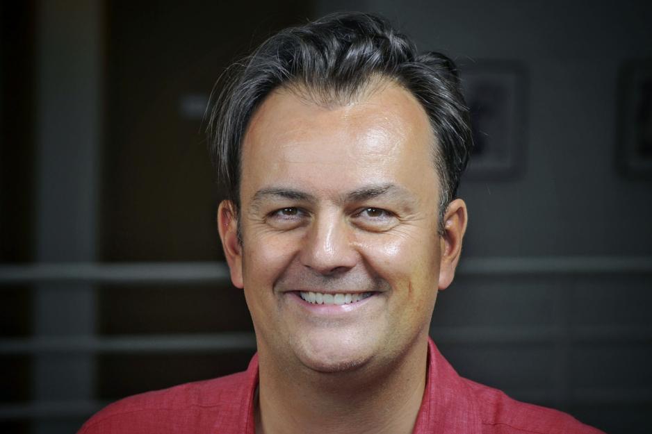 Laurent Dubois Headshot