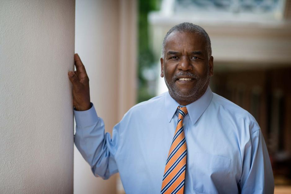 Dr. Marcus Martin headshot