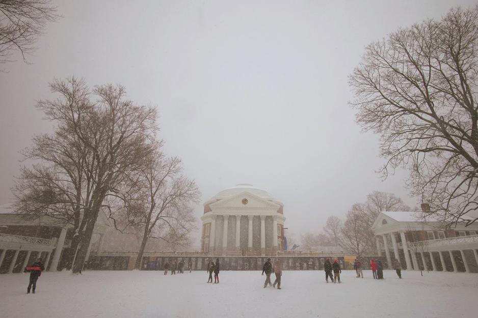  Rotunda and the lawn in the snow