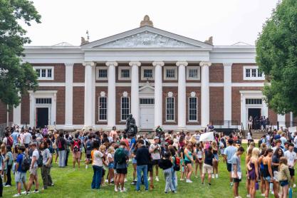 Students gathering on the Lawn for summer orientation