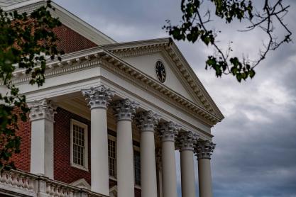The front of the UVA Rotunda on a cloudy day
