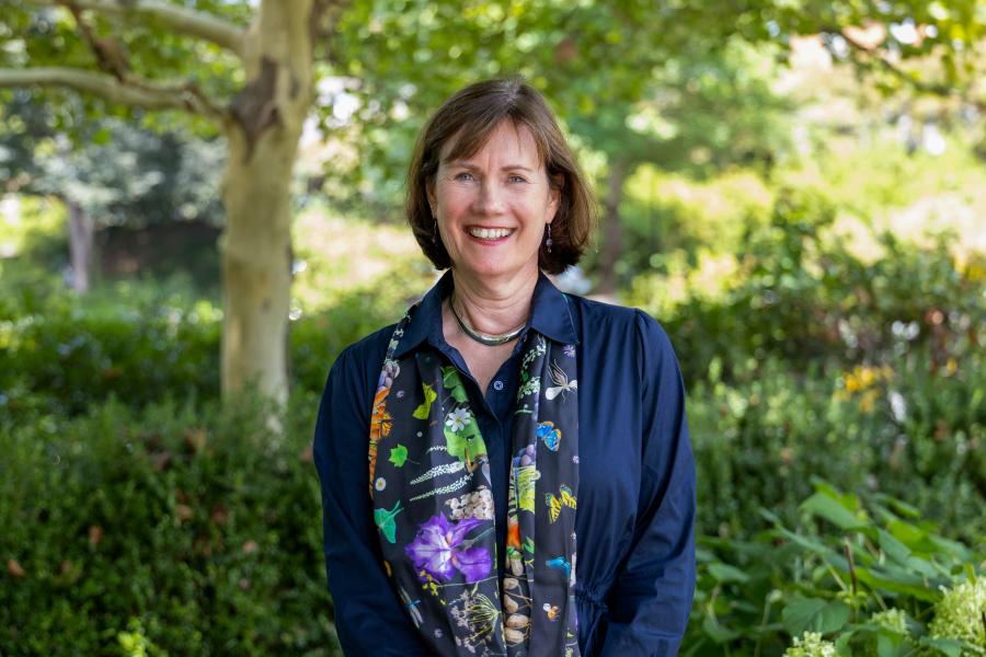 portrait of Susan Harris