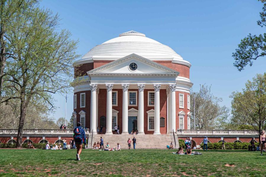 Beauty shot of the Rotunda during a spring day