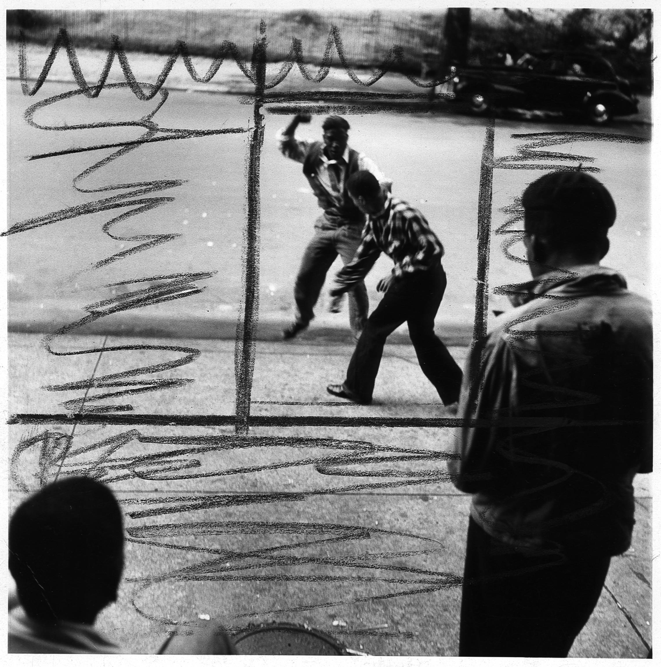 essay about gordon parks The gordon parks foundation permanently preserves a segregation story 1956 gordon parks' 1950s photo essay on civil rights-era america is as relevant as. essay about gordon parks The gordon parks foundation permanently preserves a segregation story 1956 gordon parks' 1950s photo essay on civil rights-era america is as relevant as.